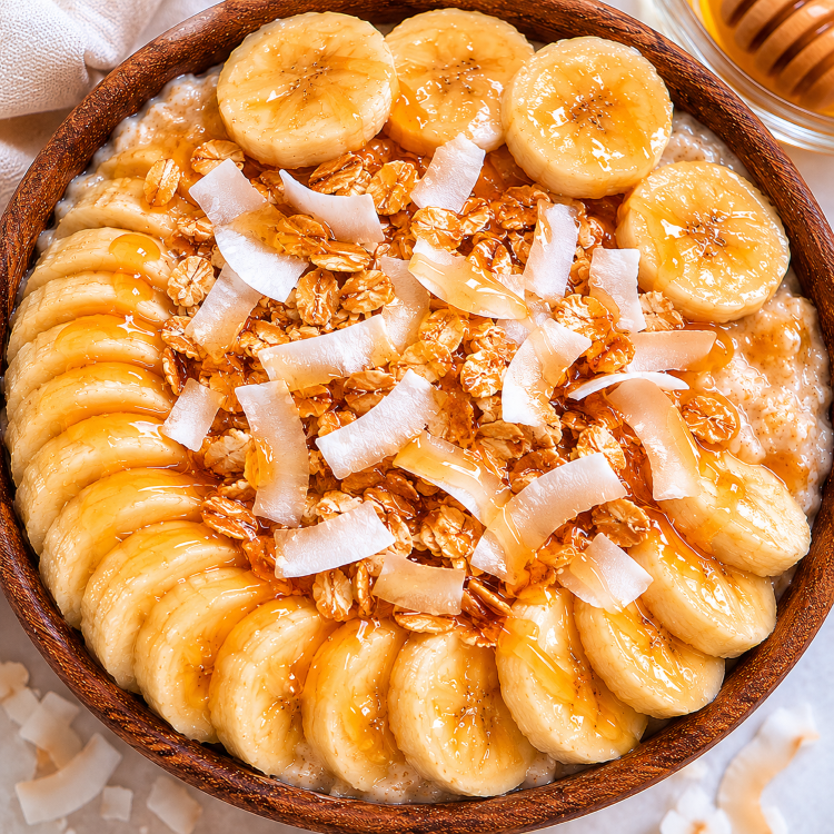FINAL - CREAMY COCNUT HONEY BANANA OATMEAL
